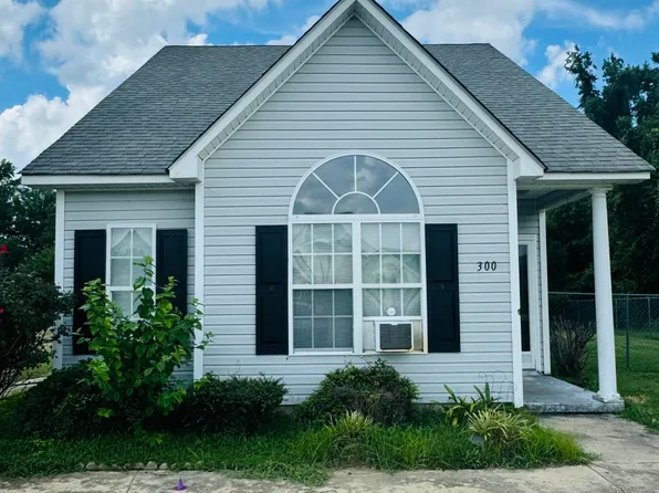 300 Sanders Drive, Rocky Mount, NC 27801