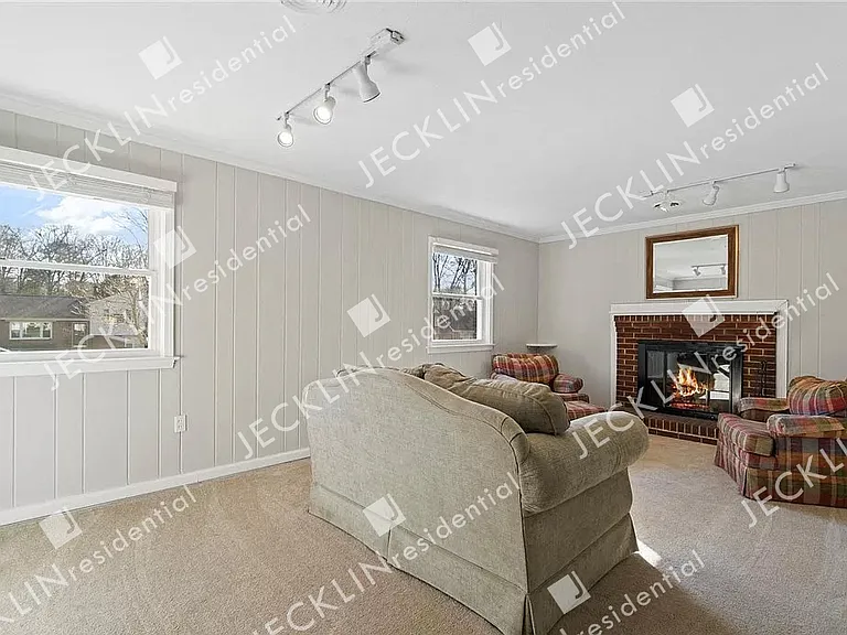 8406 Freestone Ave — Photo 14