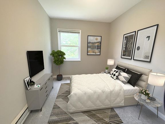 5th image of 2243 Huntington Ave APT 301