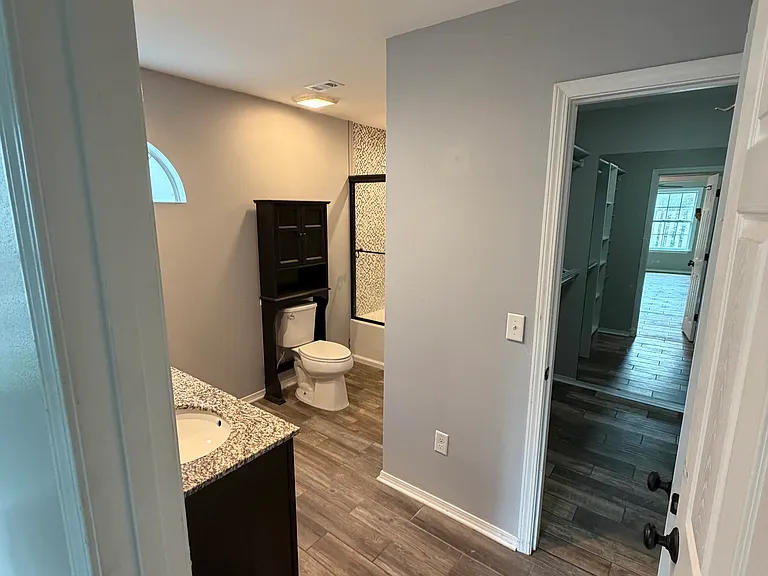 214 Mirabelle Cir — Photo 10