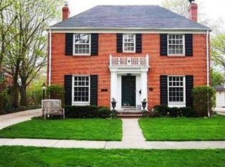 20932 Morewood Pkwy, Rocky River, OH 44116