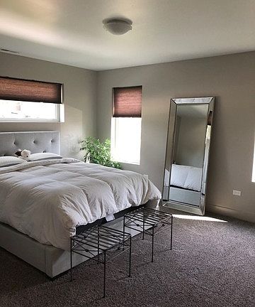 5th image of 717 Rogers St APT 1B