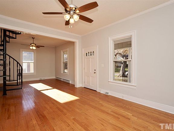 3rd image of 513 Hancock St