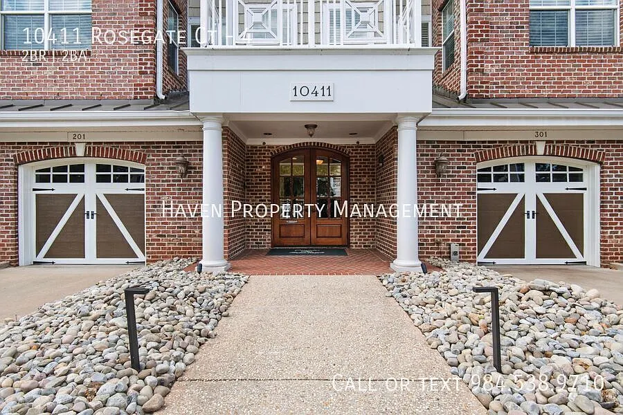 Rare & Charming 2BR Condo with Enclosed Patio in Brier Creek! — Photo 2