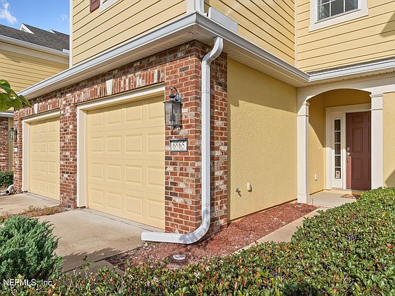 5th image of 6865 ROUNDLEAF Drive