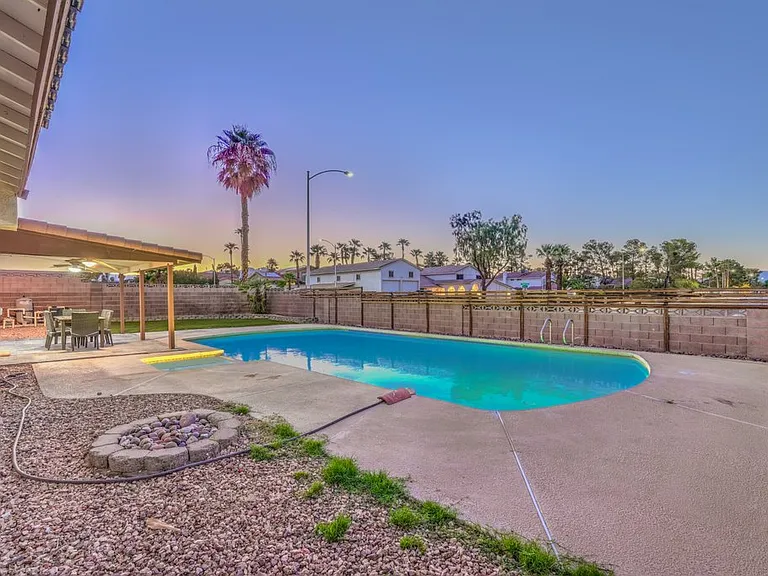 5198 Hibbetts Dr — Photo 8