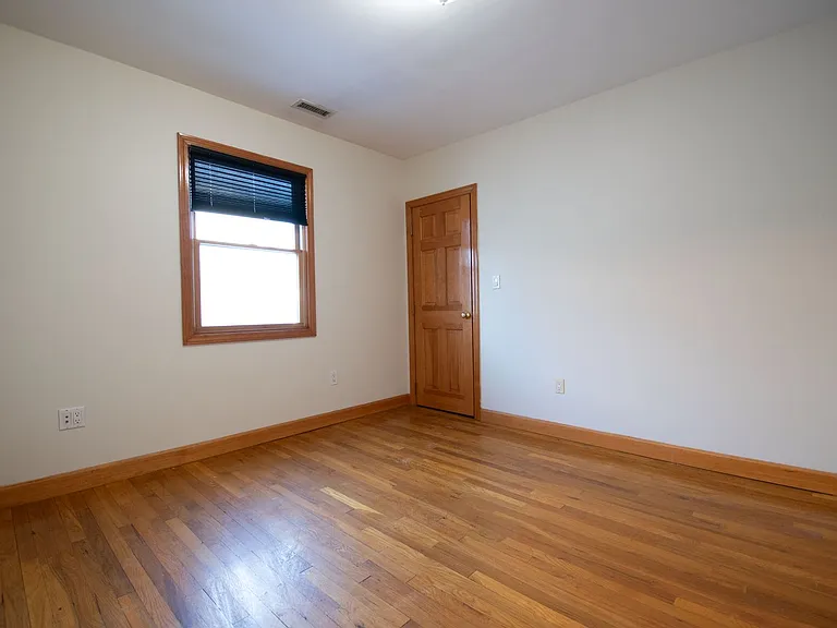 20 Greymere Rd #3 — Photo 6
