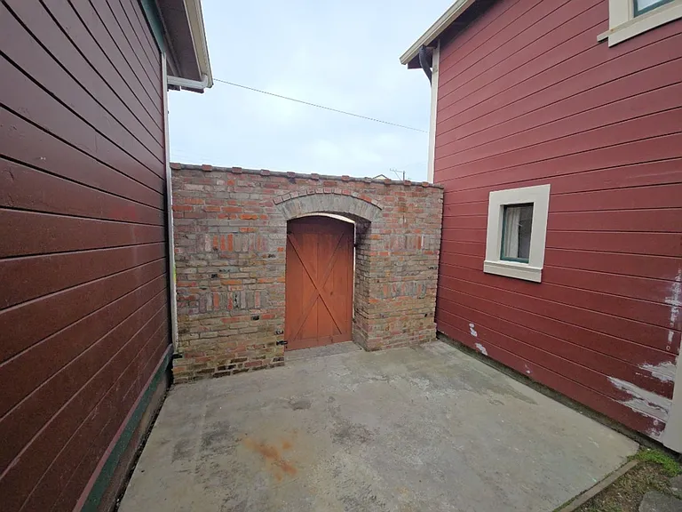626 O St — Photo 11