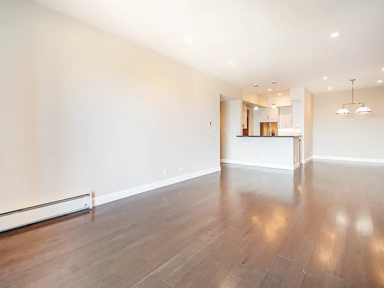 925 Corbett Ave #302 — Photo 19