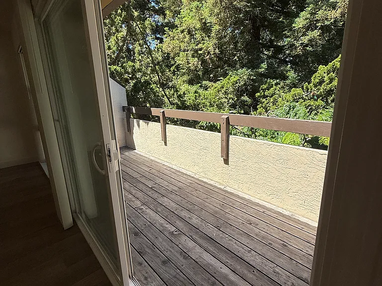 285 Tradewinds Dr #6 — Photo 15