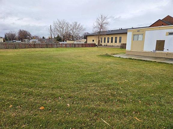 5th image of 303 W Piron Pl