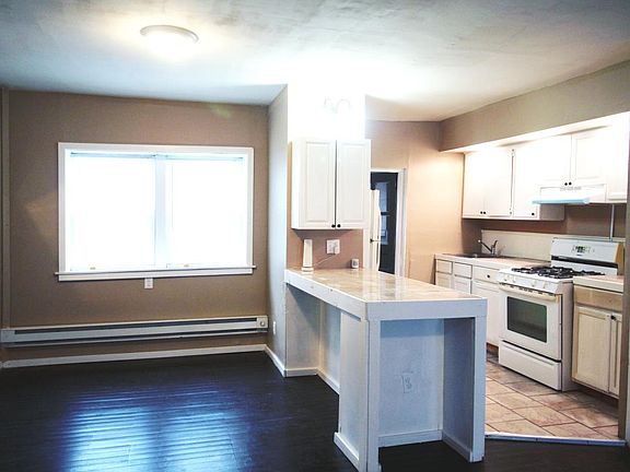 4th image of 5723 Crittenden St