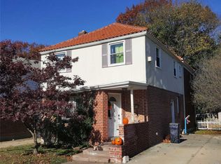 21123 Richland Ave, Bayside, NY 11364