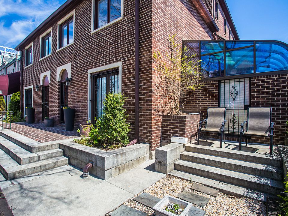 Exterior Entry and Sitting Area