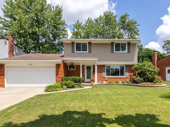 12541 De Cook Dr, Sterling Heights, MI 48313