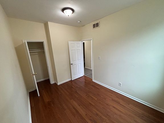 3rd image of 144 Columbia Ave #1