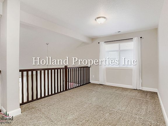 5th image of 21569 SW Susan Ln