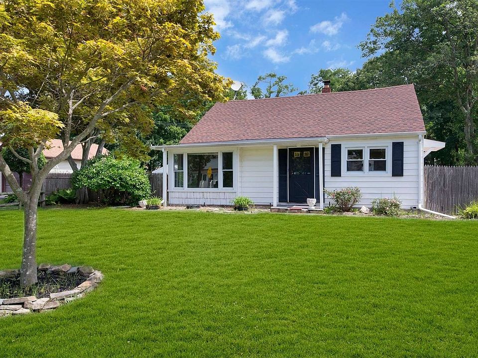1st image of 55 Groveland Park Blvd
