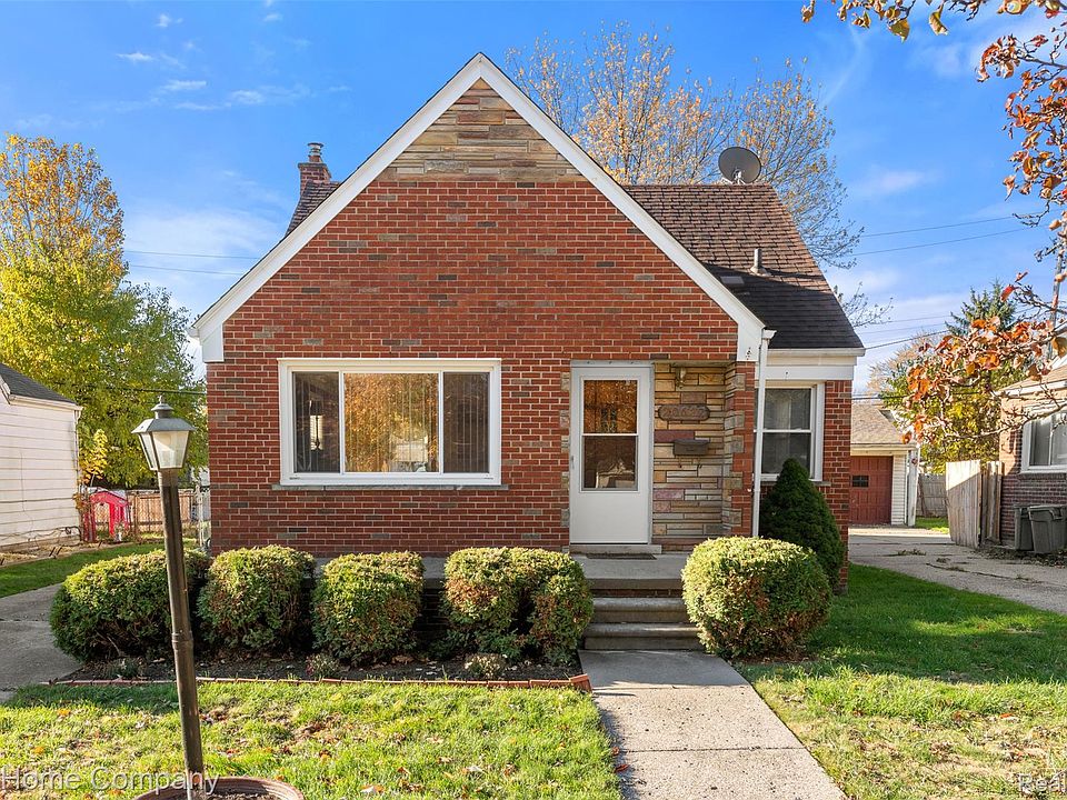 1st image of 20632 Kenosha St