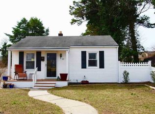 20 E Pierson Ave, Somers Point, NJ 08244