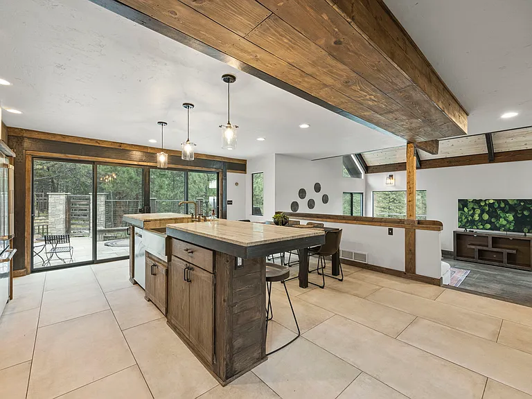 2350 Linden Dr — Photo 46