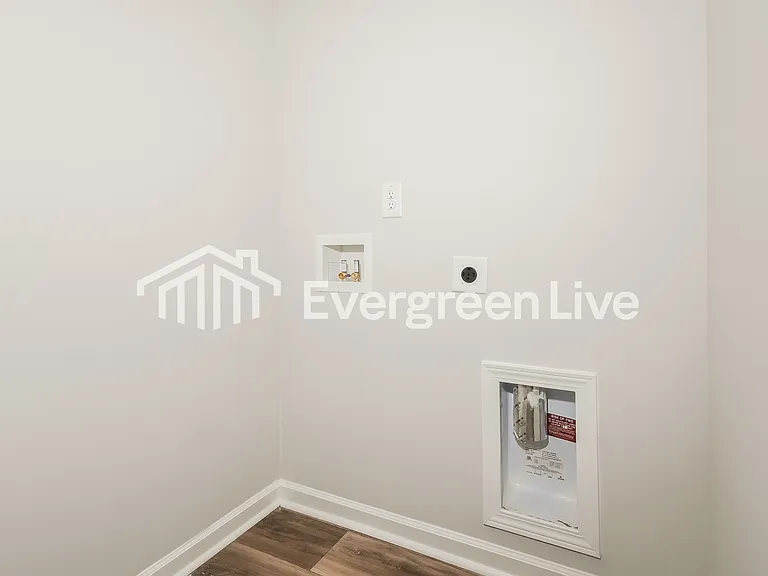 380 Pine Crest View Dr — Photo 14