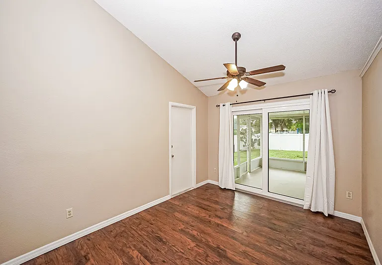 4154 Kessler Ter — Photo 5