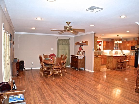 5th image of 44427 Bertrand St