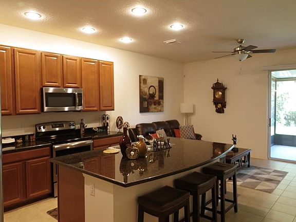 2nd image of 6914 Holly Heath Dr