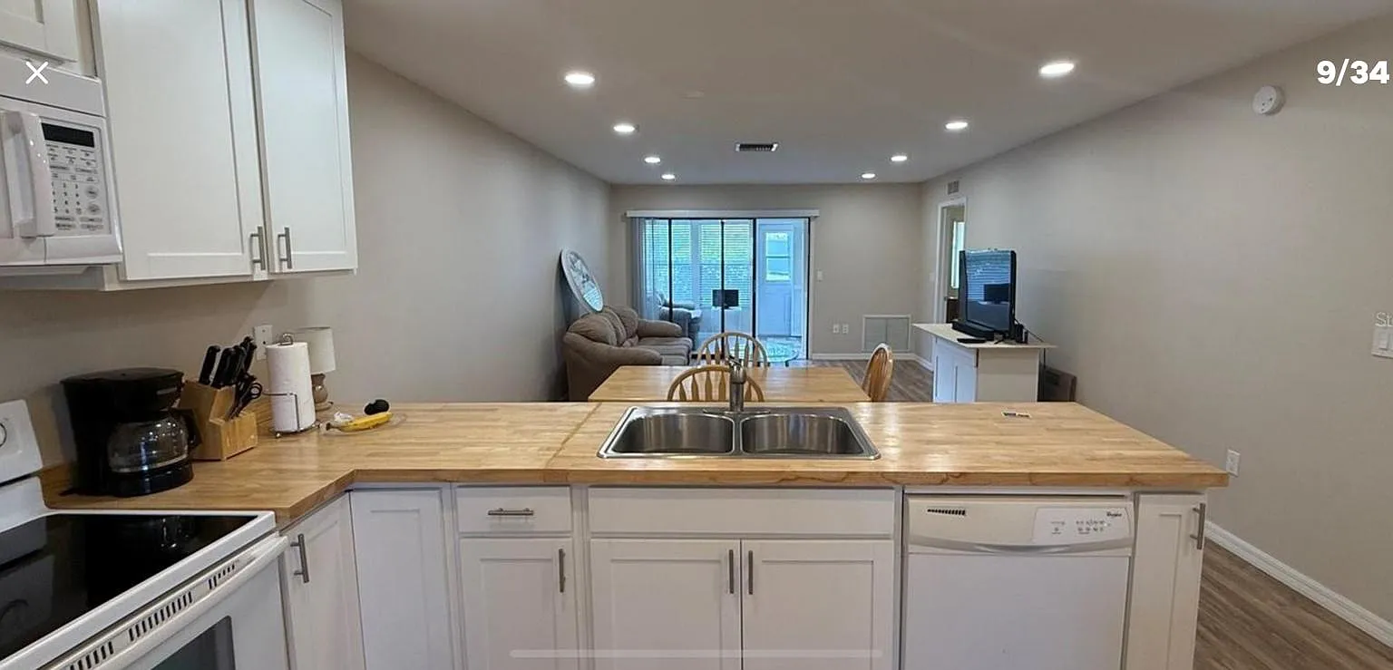 2130 Bancroft Pl — Photo 2
