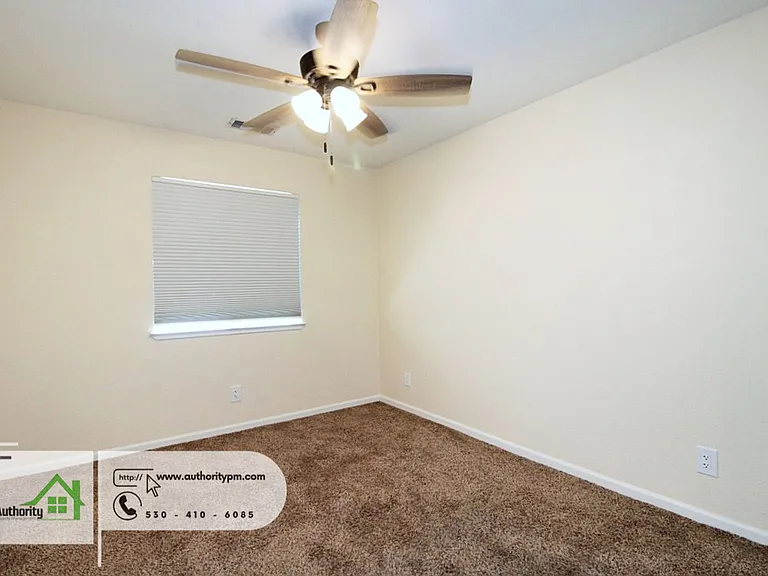 1722 Almaden Dr — Photo 13