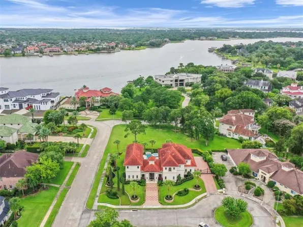 1510 Harbour Ests, Seabrook, TX 77586