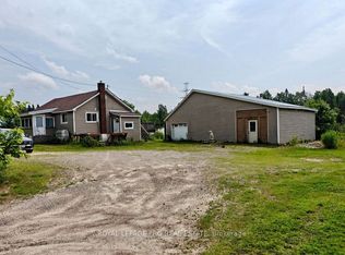 1521 Four Mile Lake Rd, North Bay, ON P1B8G2