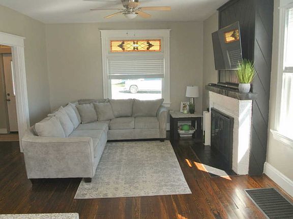 4th image of 3521 Glenn Ave
