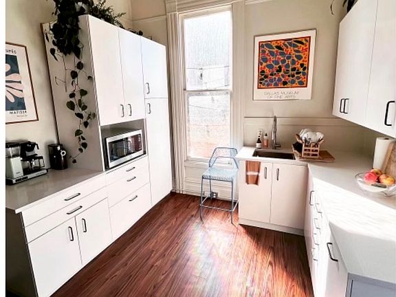 4th image of 261 Pierce St APT 5