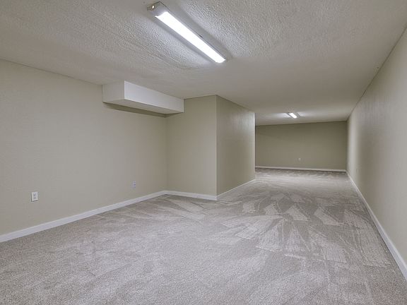 2nd image of 1137 W Main St