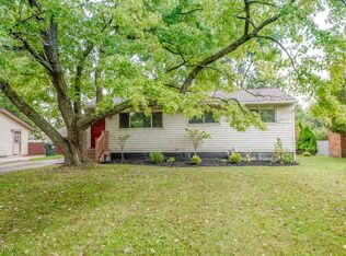 5653 Vickie Ln, Bedford Heights, OH