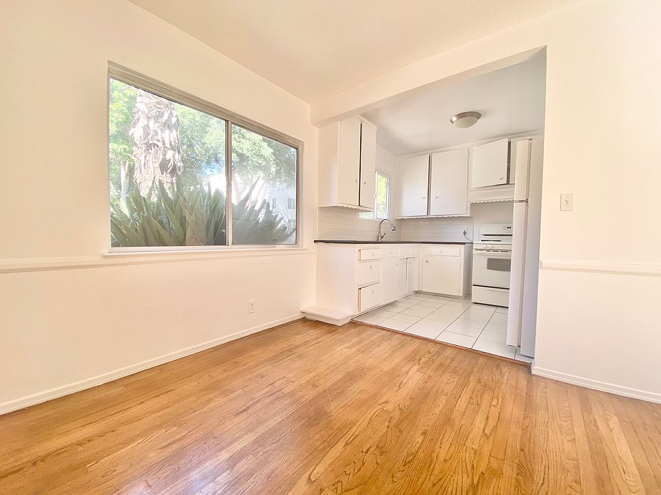 Orange Grove Apartments 1162 N Orange Grove Ave West Hollywood, CA