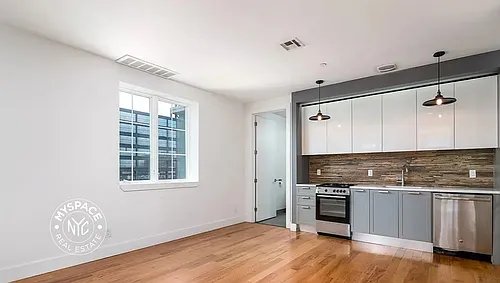 869 Park Ave #5C Photo 1