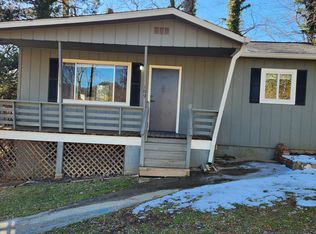 109 Hillside Dr, Clayton, GA 30525