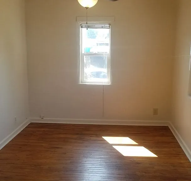 144-Rural Court — Photo 17