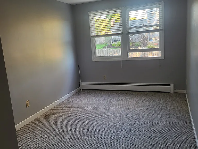4911 Yeaworth Ln — Photo 20