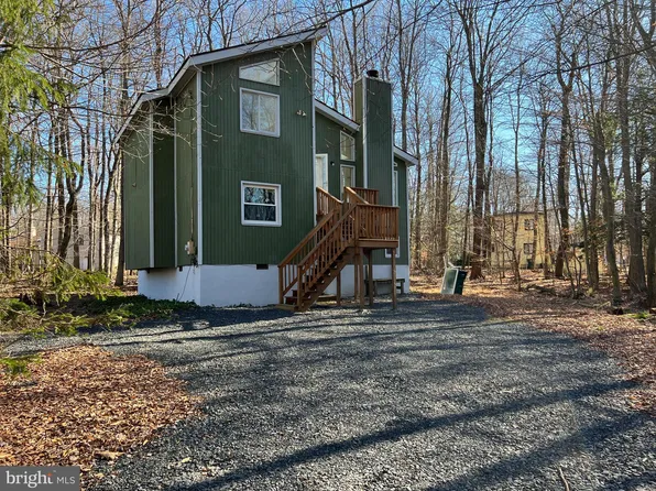 4607 Burnside Dr, Tobyhanna, PA 18466