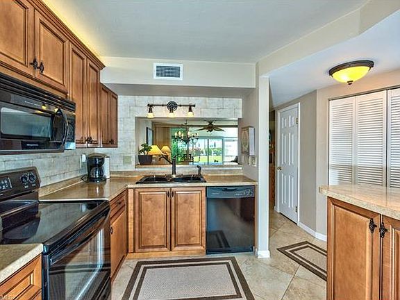 3rd image of 18044 San Carlos Blvd APT 135