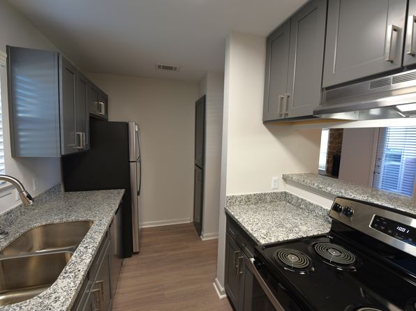202 Woodbridge Blvd #106