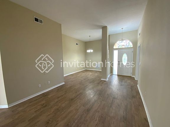 3rd image of 350 Wood Dove Ave