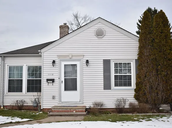 1112 Dartmoor Ave, Parma, OH 44134