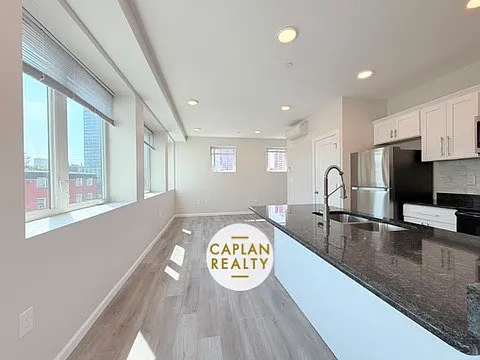 94 Olive St #2O1 — Photo 3
