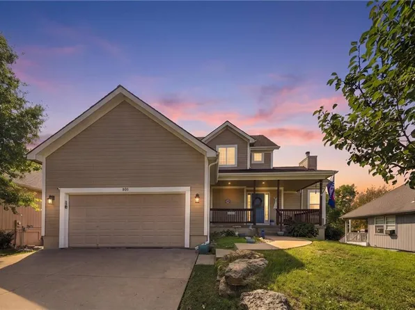 509 Fairway Rd, Belton, MO 64012