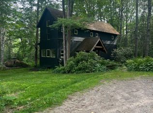 25 Lincoln Ln, Newcastle, ME 04553